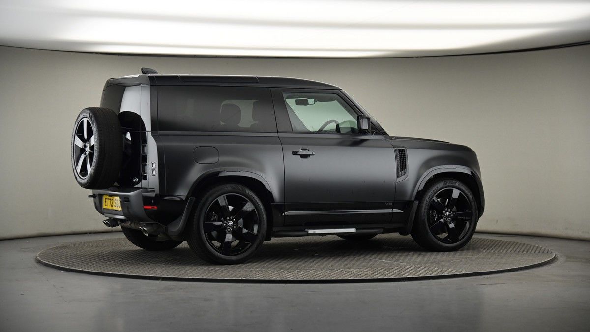 More views of Land Rover Defender 90