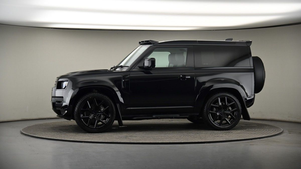 More views of Land Rover Defender 90