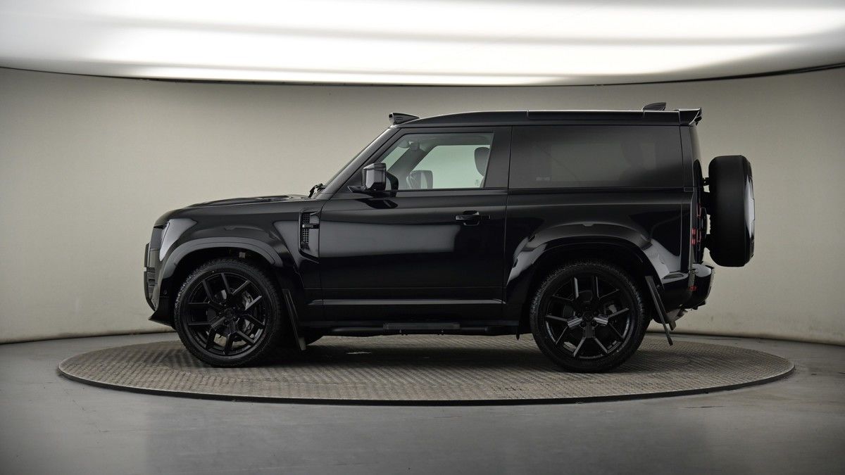 More views of Land Rover Defender 90