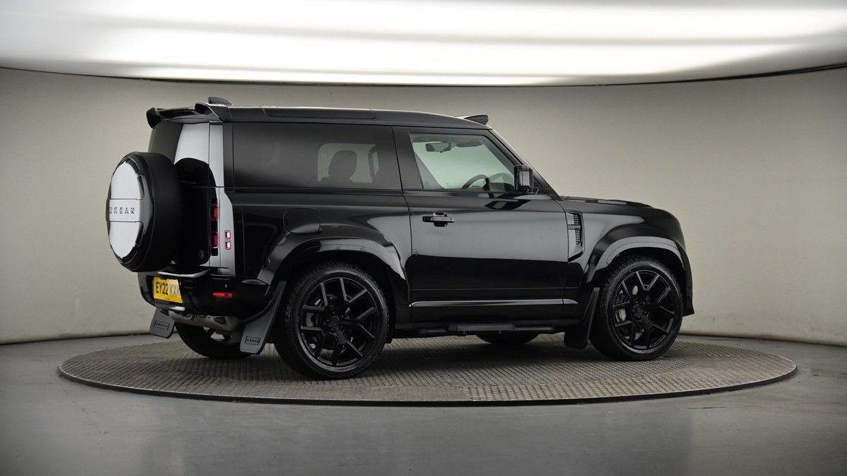 More views of Land Rover Defender 90