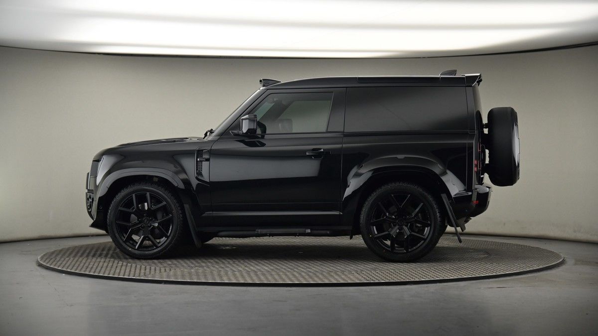 More views of Land Rover Defender 90