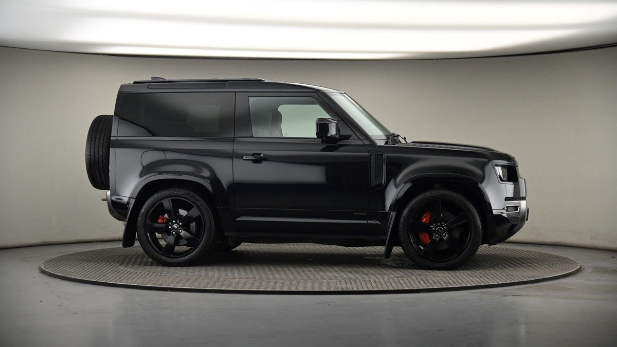 More views of Land Rover Defender 90