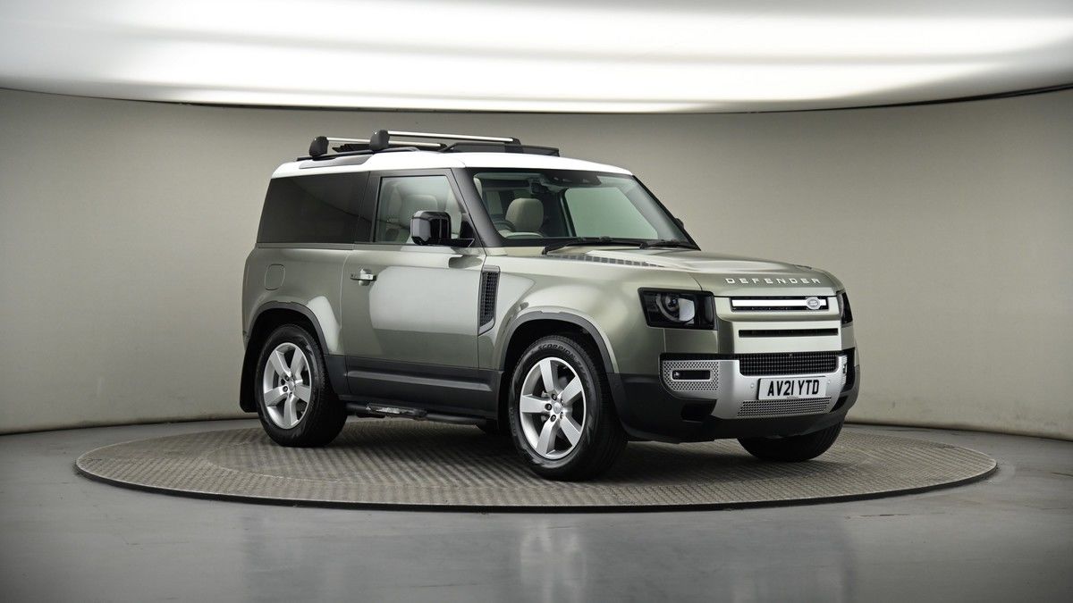 More views of Land Rover Defender 90