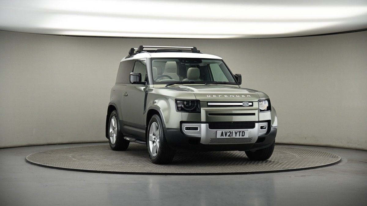 More views of Land Rover Defender 90