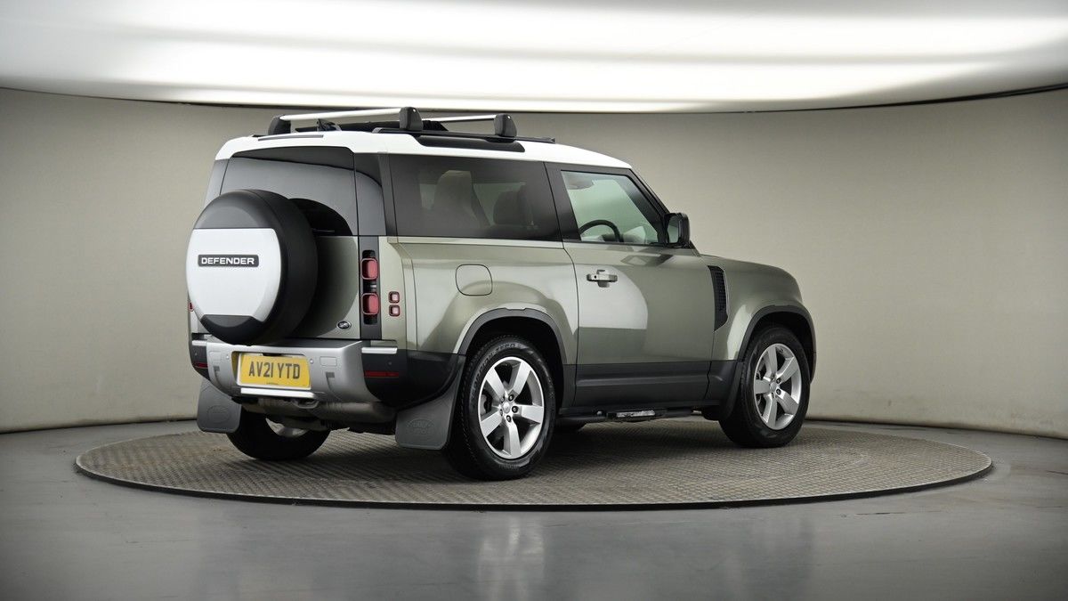 Land Rover Defender 90 Image 7