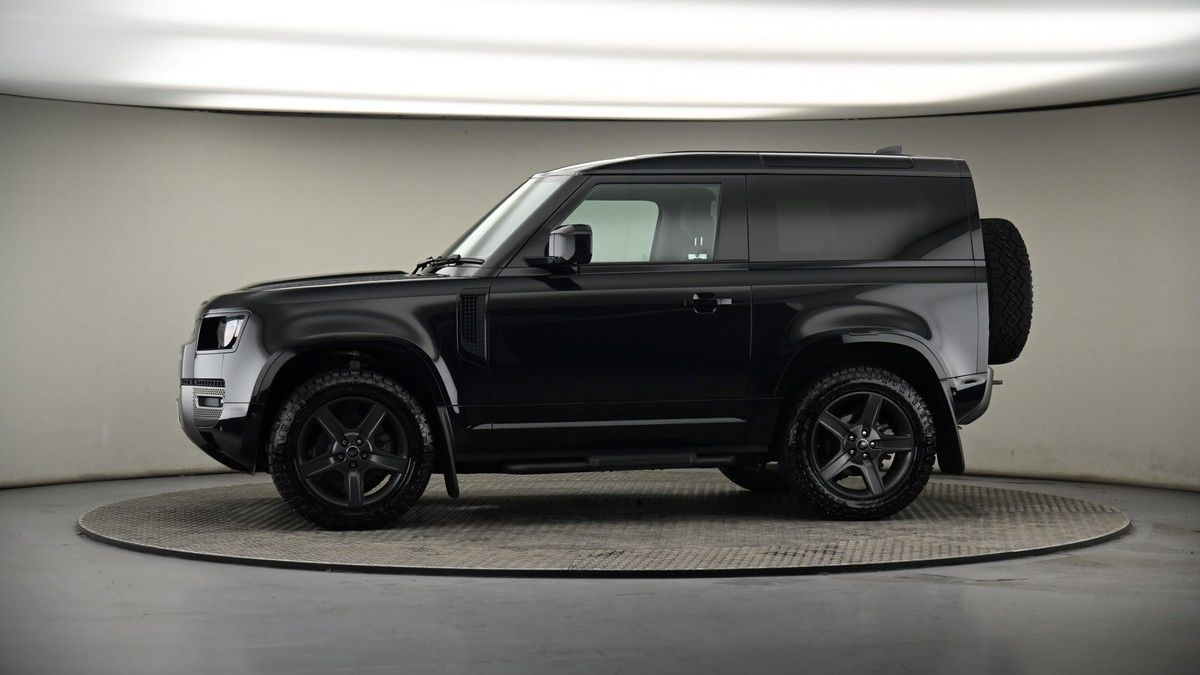 More views of Land Rover Defender 90