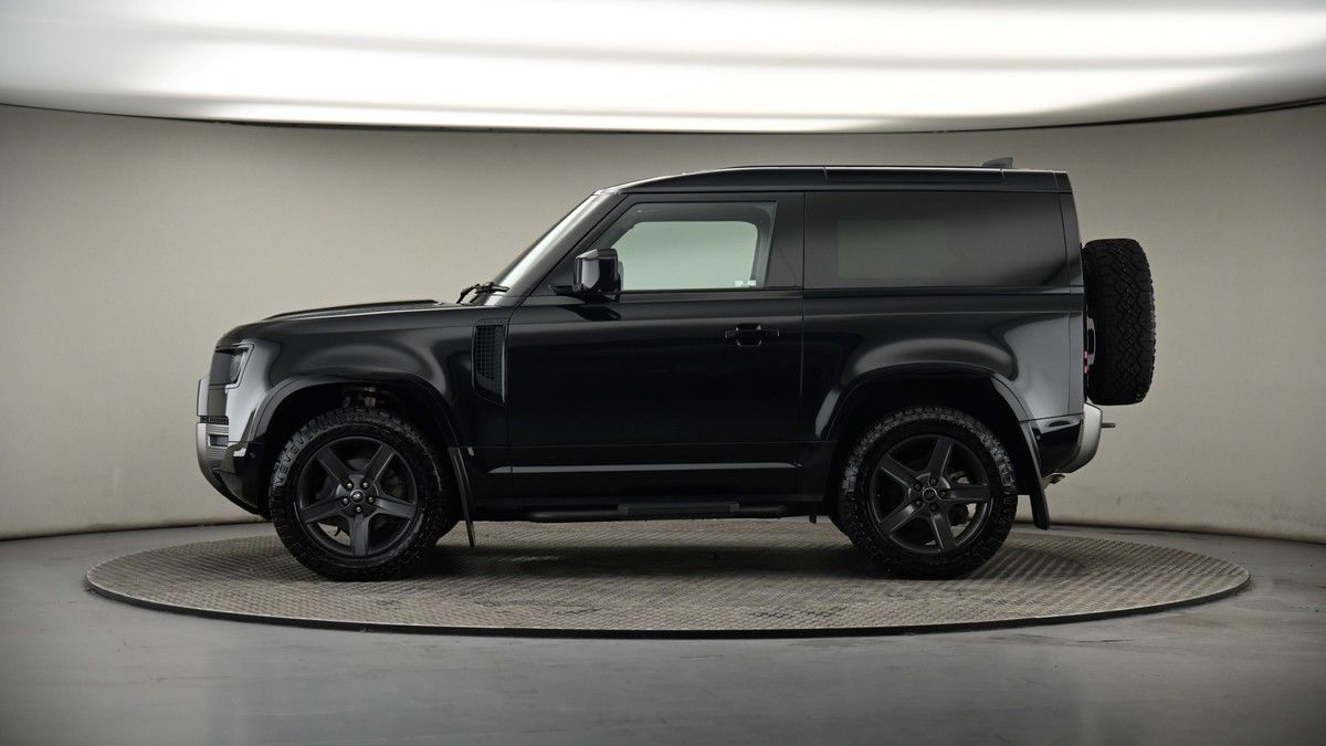 Land Rover Defender 90 Image 29