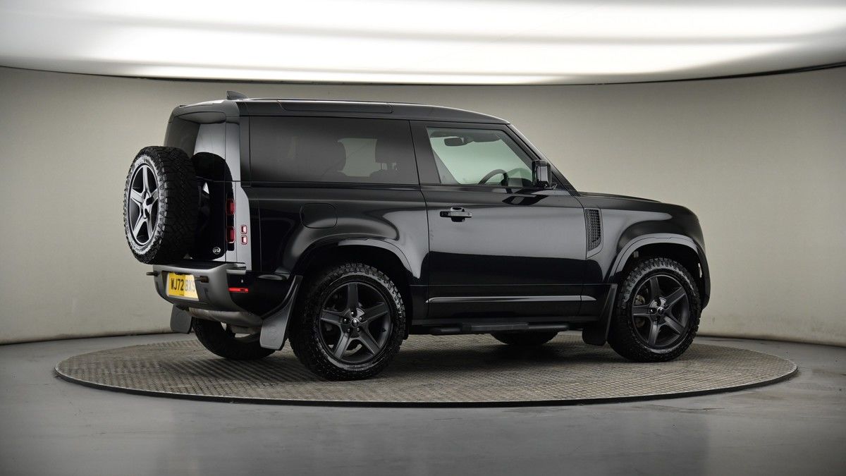 More views of Land Rover Defender 90