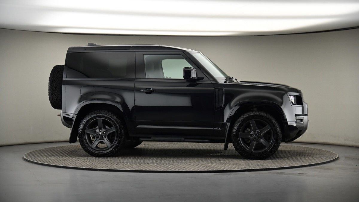 More views of Land Rover Defender 90