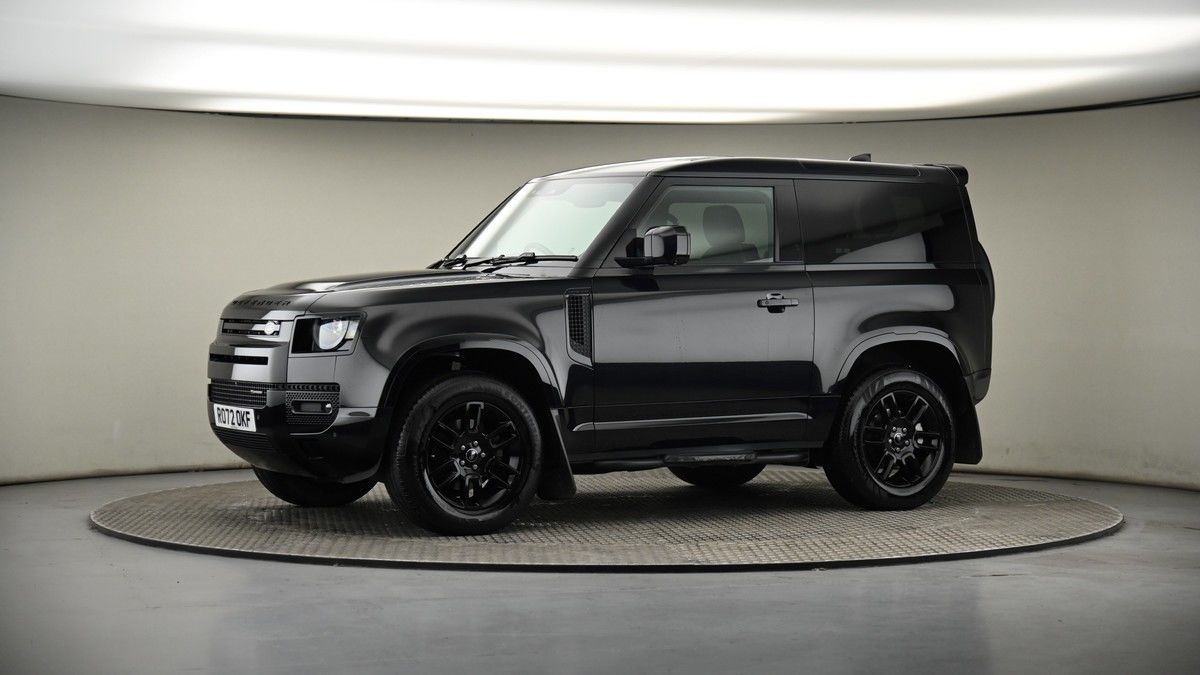 More views of Land Rover Defender 90