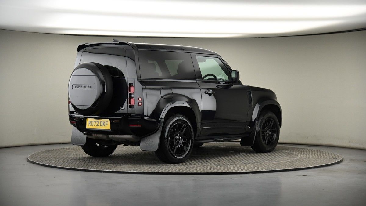 Land Rover Defender 90 Image 7