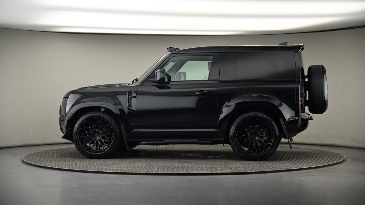 More views of Land Rover Defender 90