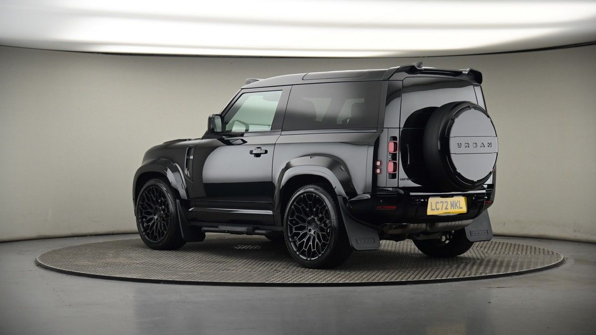 More views of Land Rover Defender 90