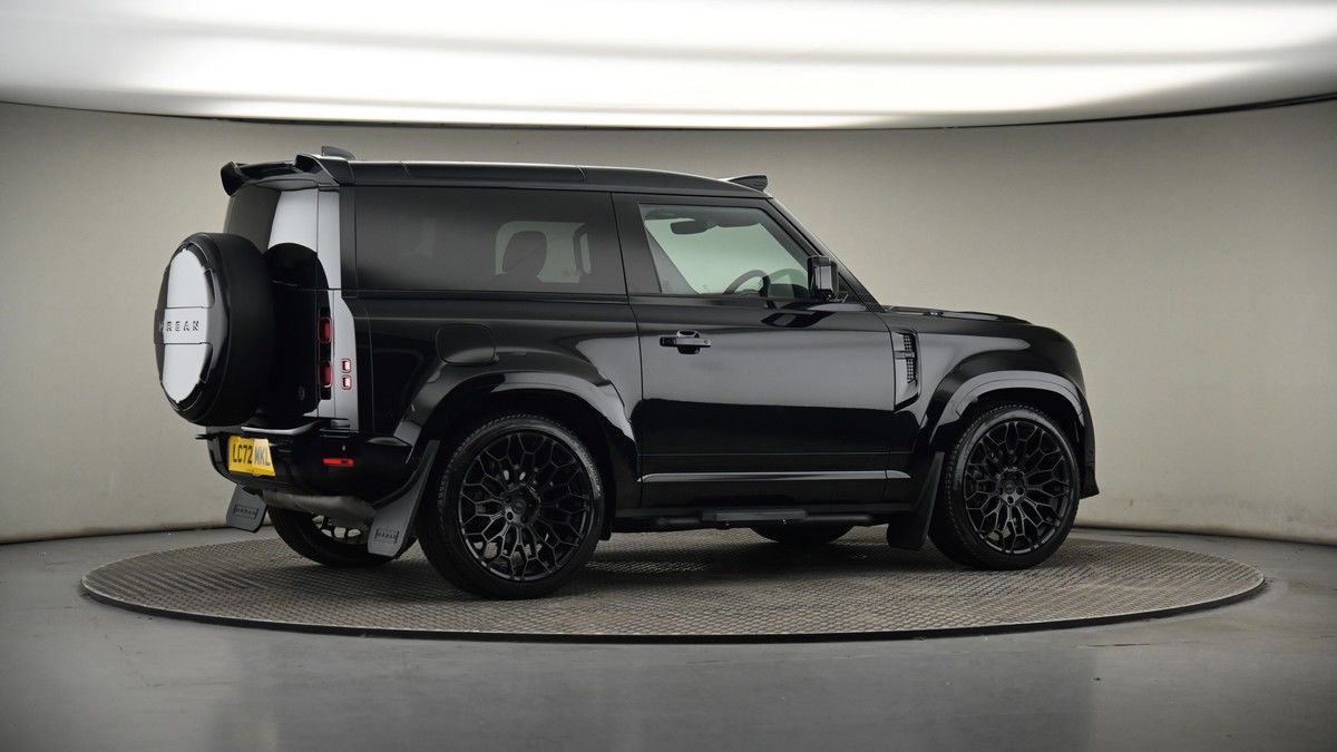 More views of Land Rover Defender 90