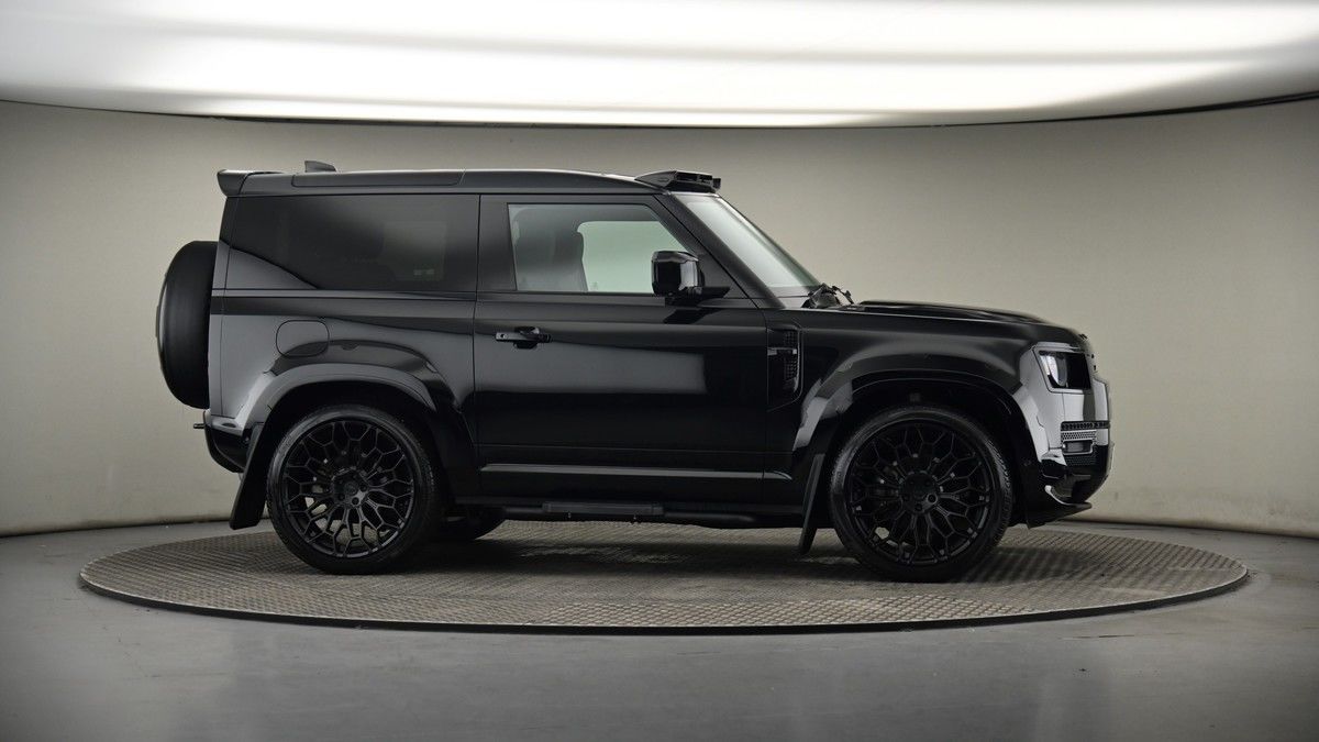 More views of Land Rover Defender 90