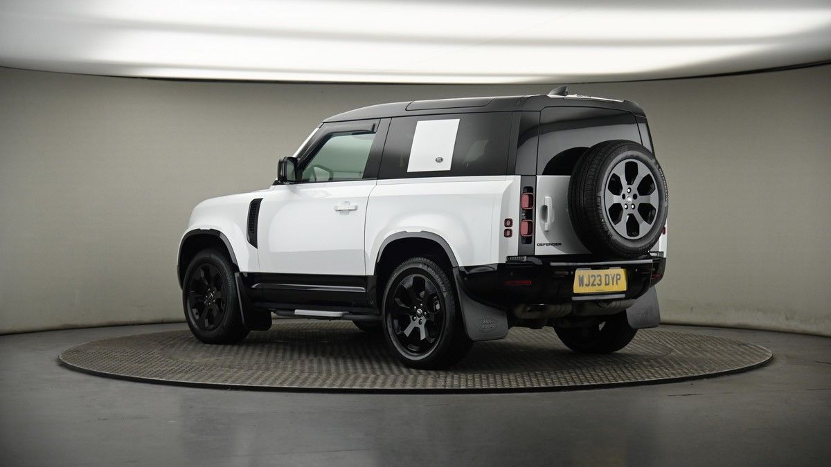 More views of Land Rover Defender 90