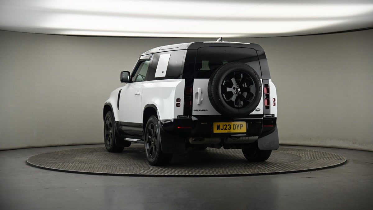 More views of Land Rover Defender 90