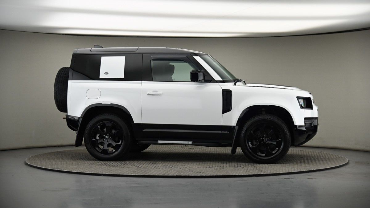More views of Land Rover Defender 90