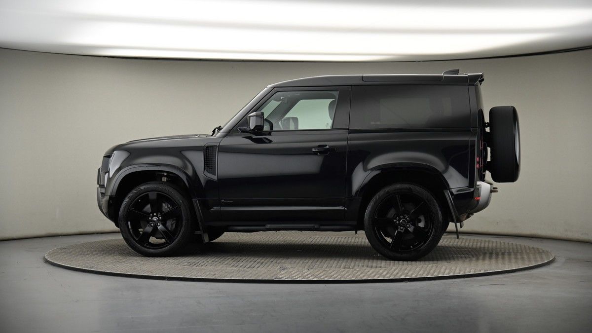 More views of Land Rover Defender 90