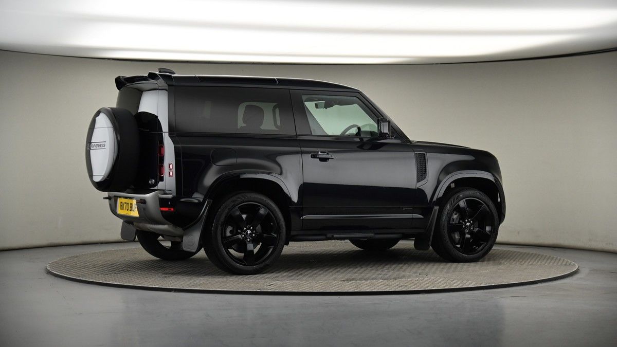 More views of Land Rover Defender 90
