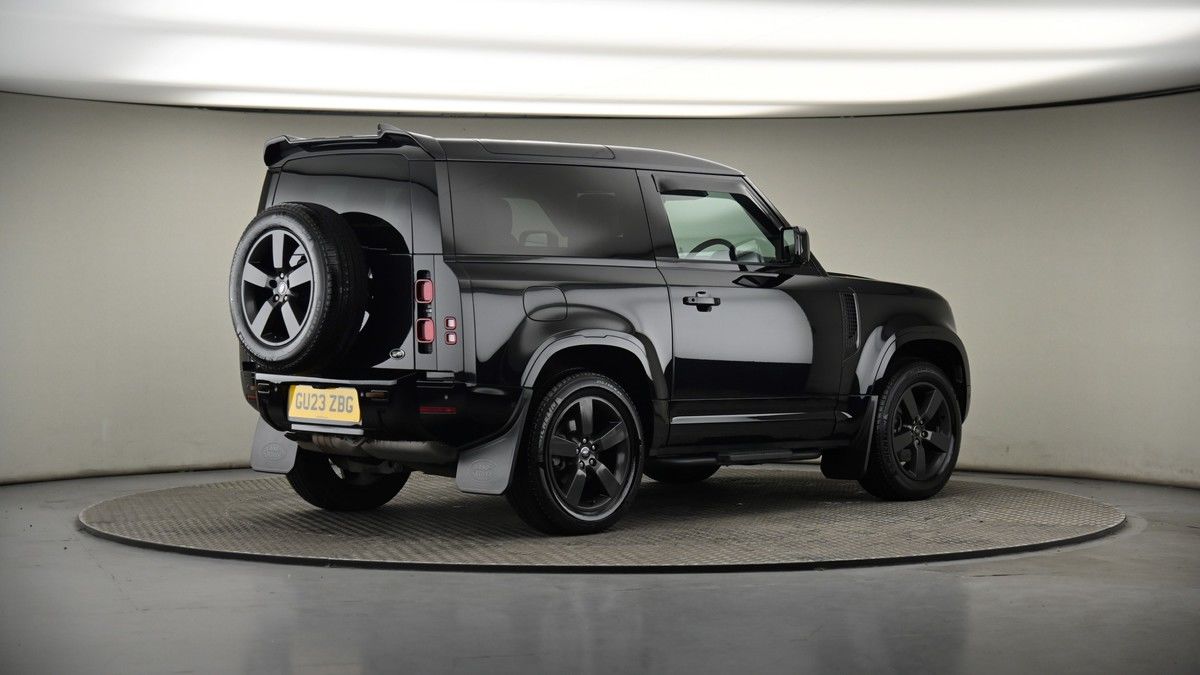 Land Rover Defender 90 Image 7