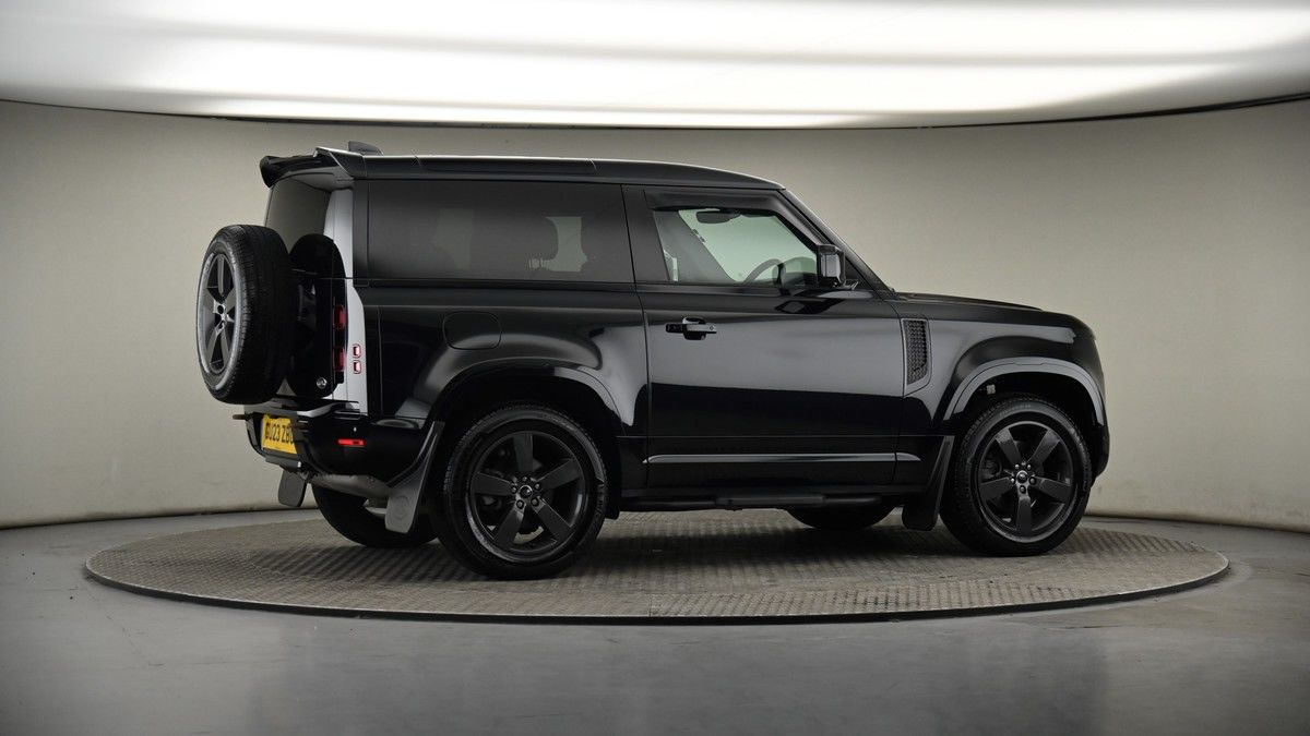 More views of Land Rover Defender 90