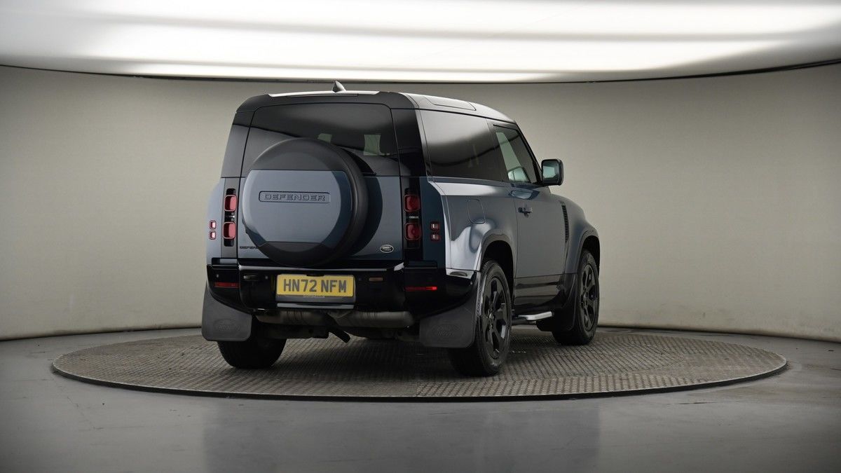 More views of Land Rover Defender 90