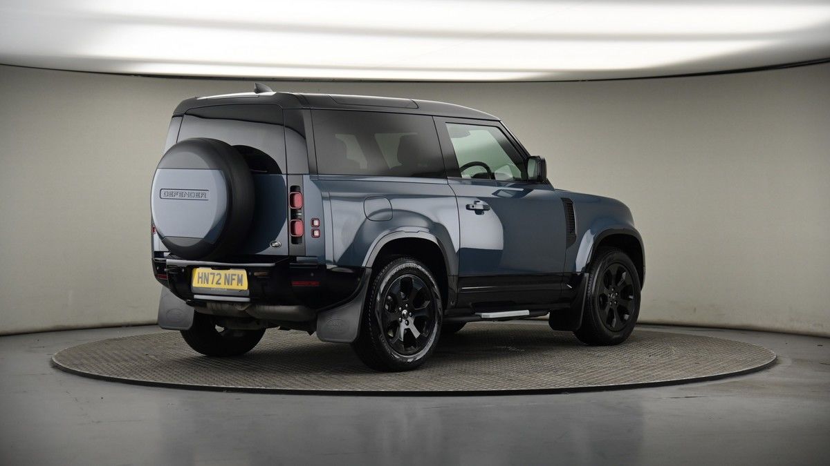Land Rover Defender 90 Image 7