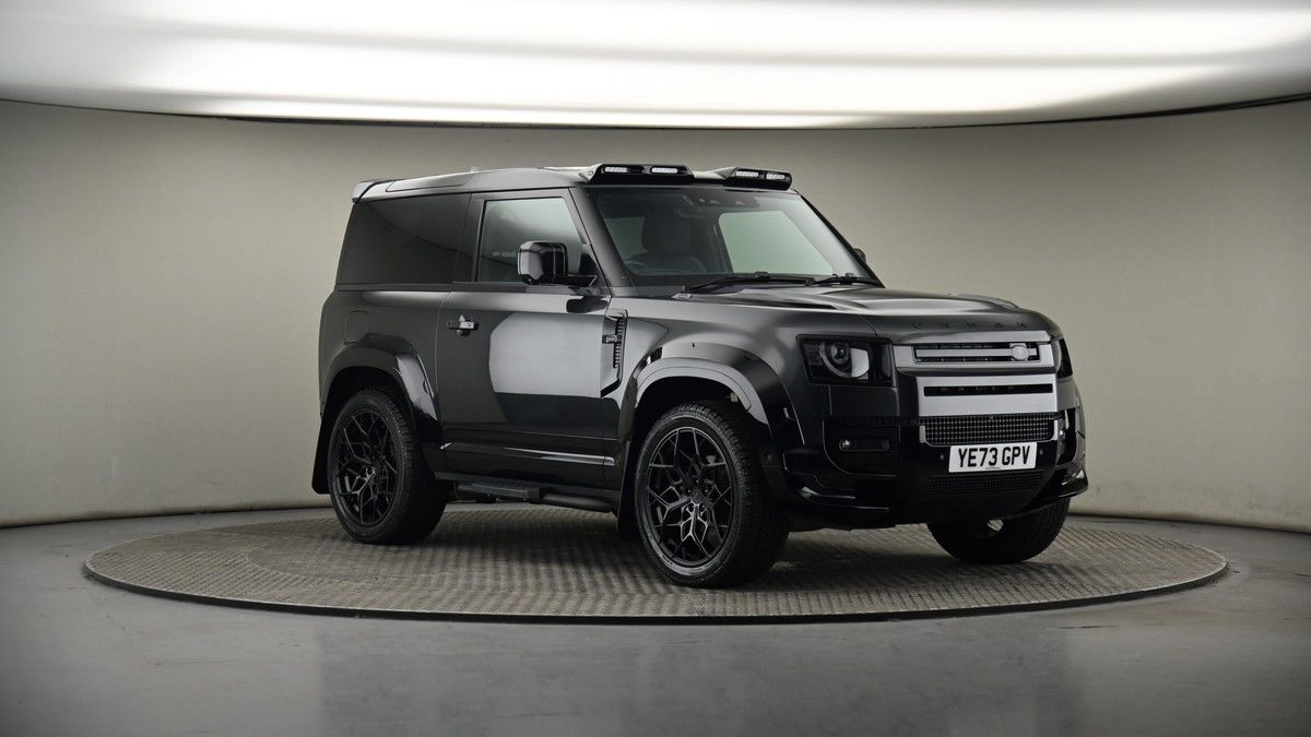 More views of Land Rover Defender 90