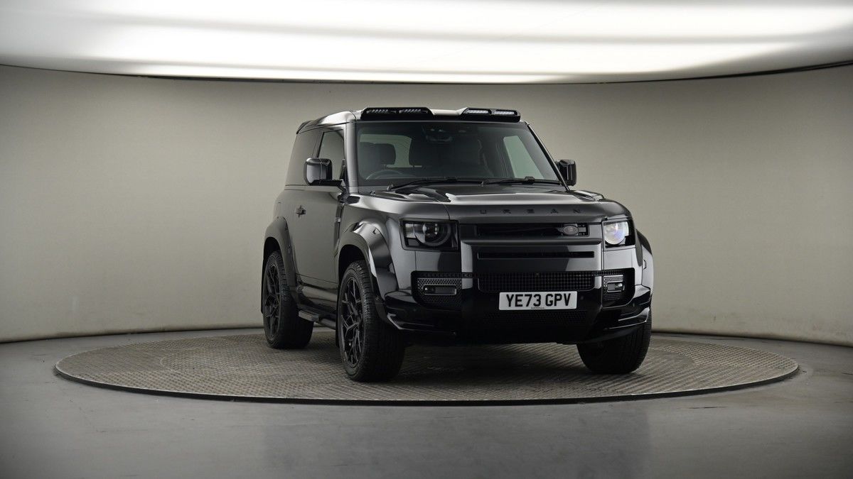 More views of Land Rover Defender 90