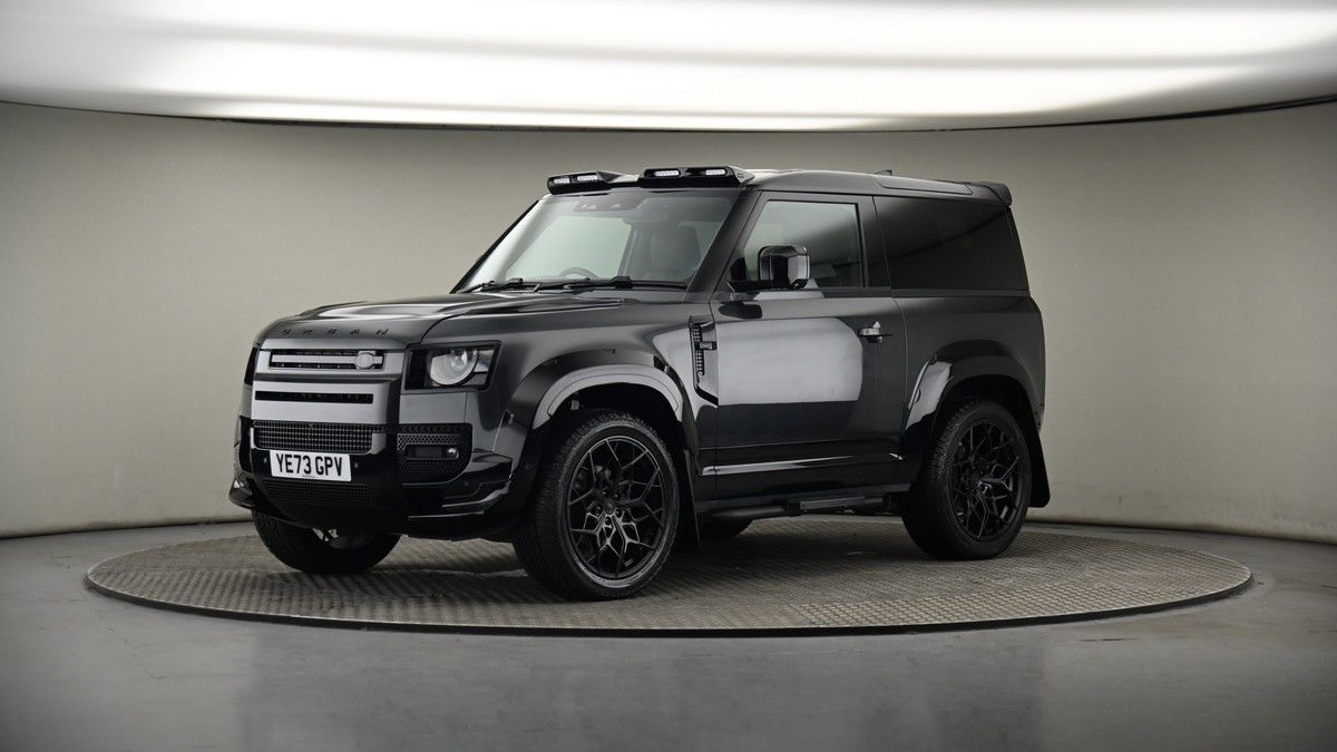 More views of Land Rover Defender 90
