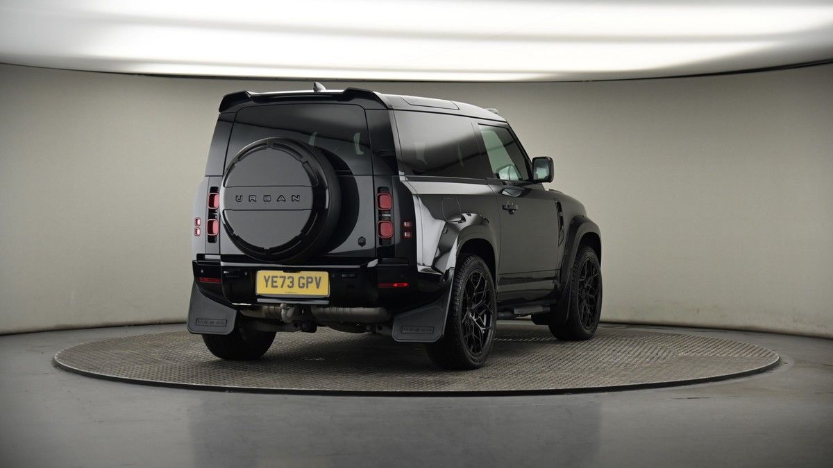 More views of Land Rover Defender 90