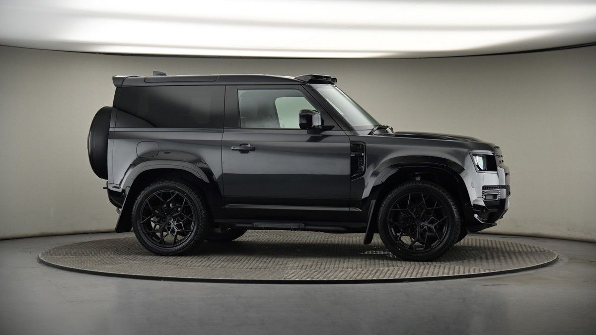 More views of Land Rover Defender 90