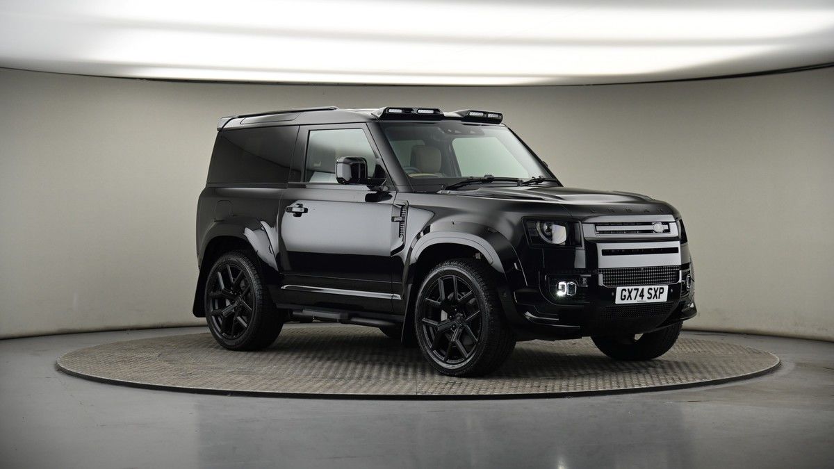 More views of Land Rover Defender 90