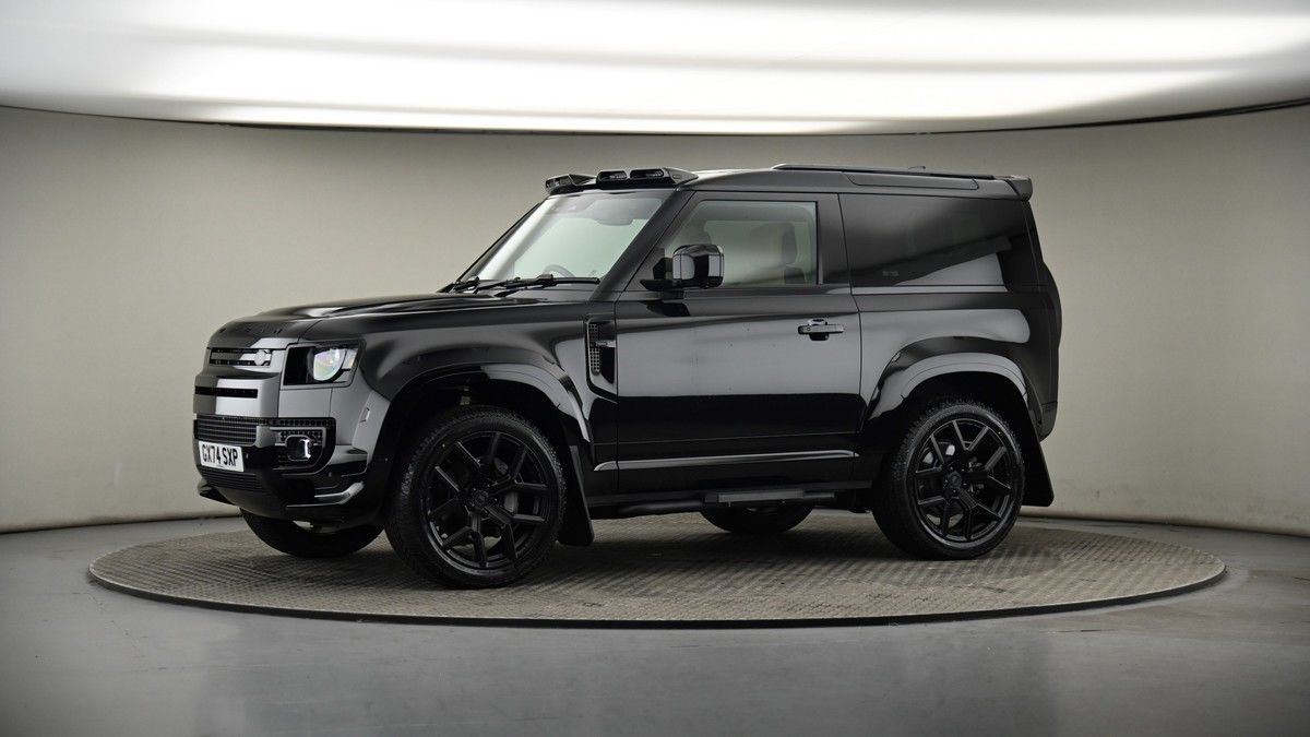 More views of Land Rover Defender 90