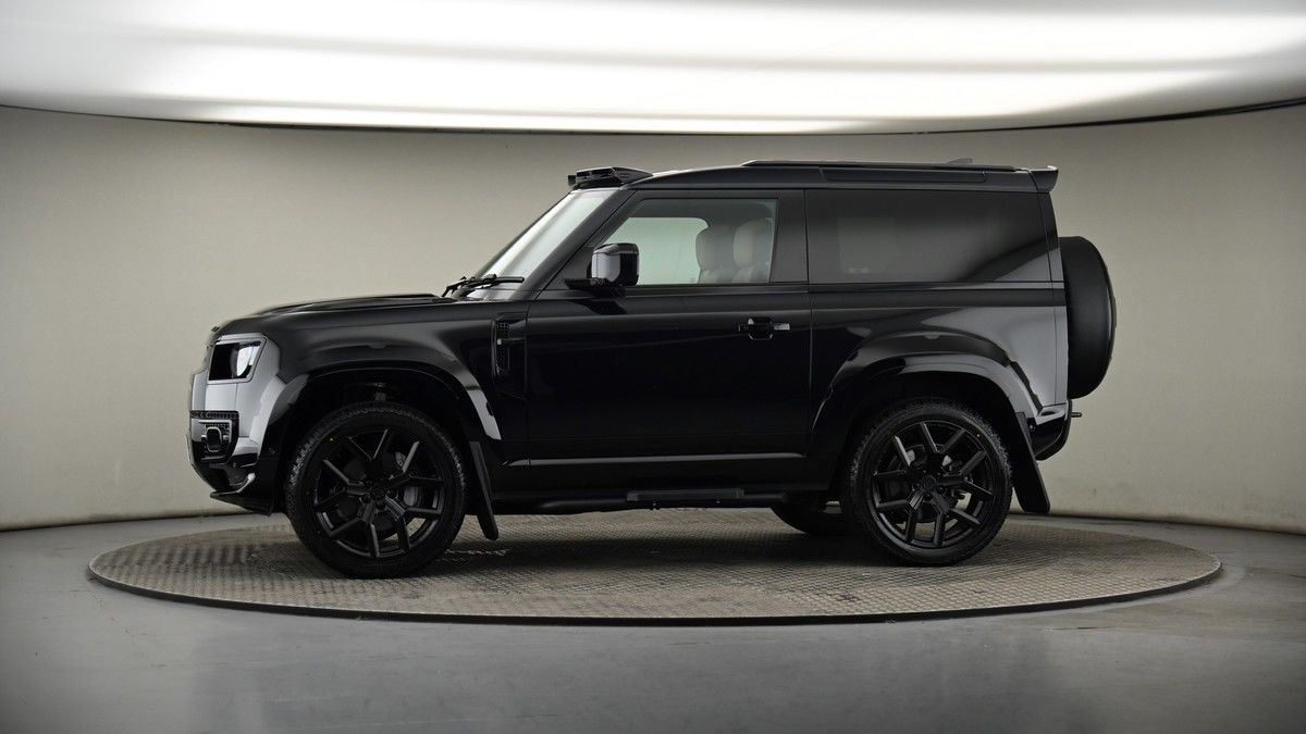 More views of Land Rover Defender 90
