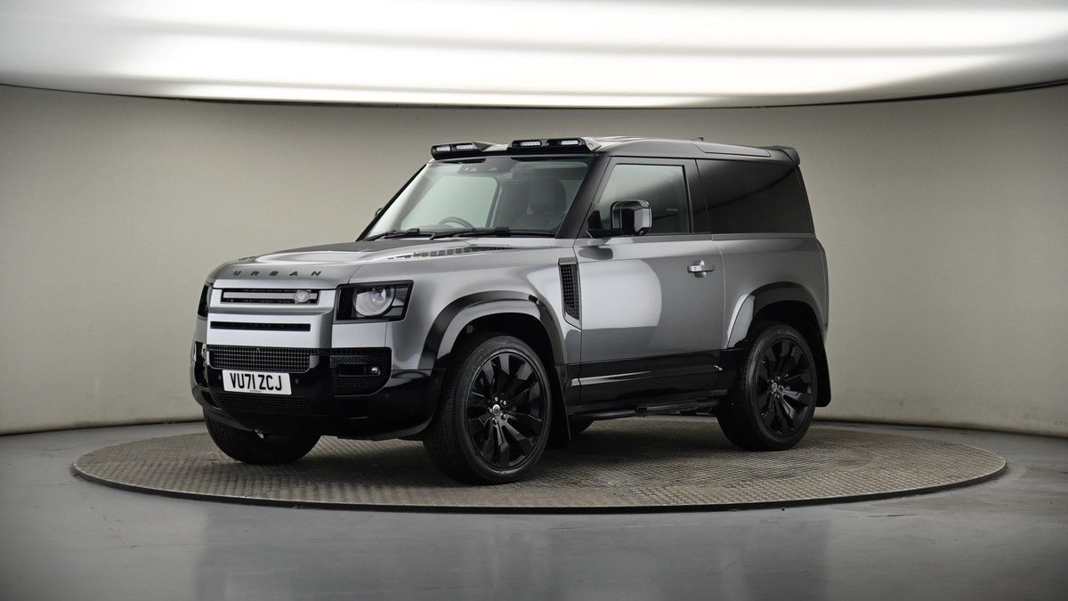 More views of Land Rover Defender 90