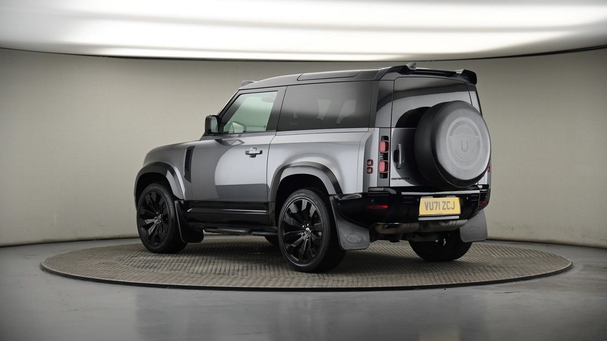 More views of Land Rover Defender 90