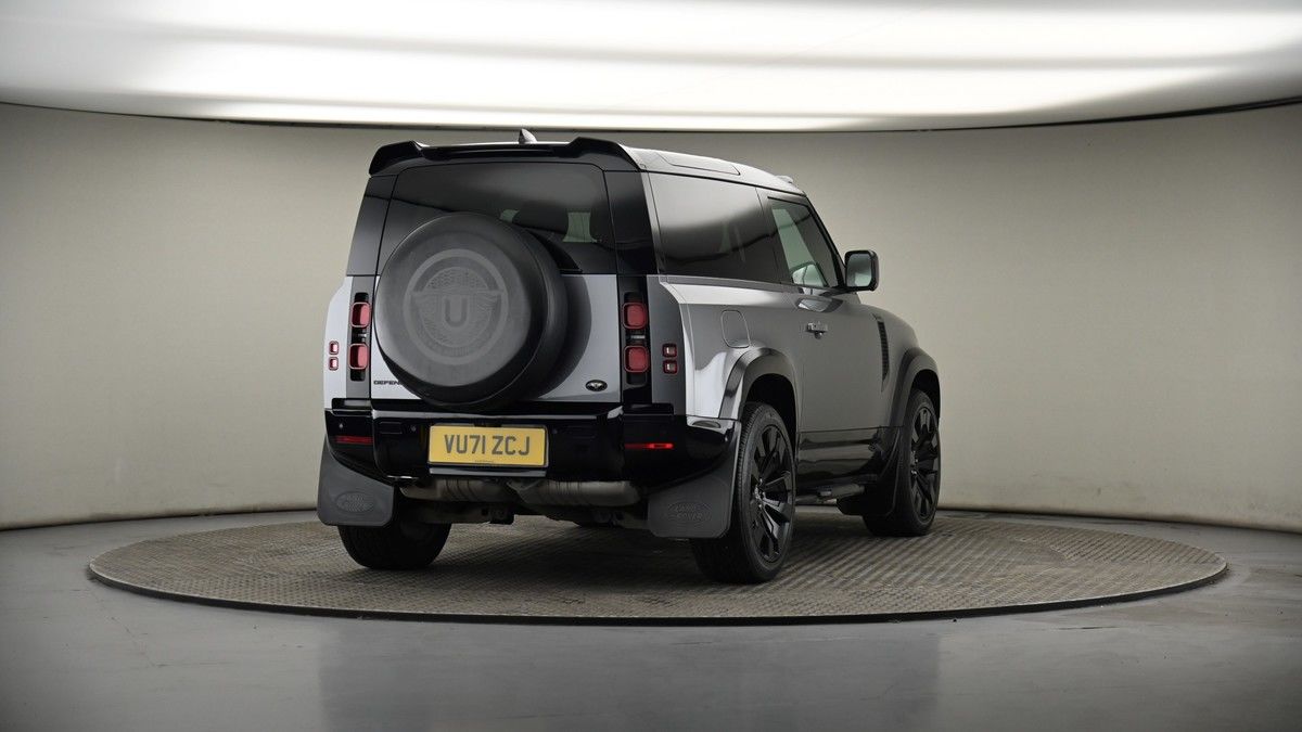 More views of Land Rover Defender 90
