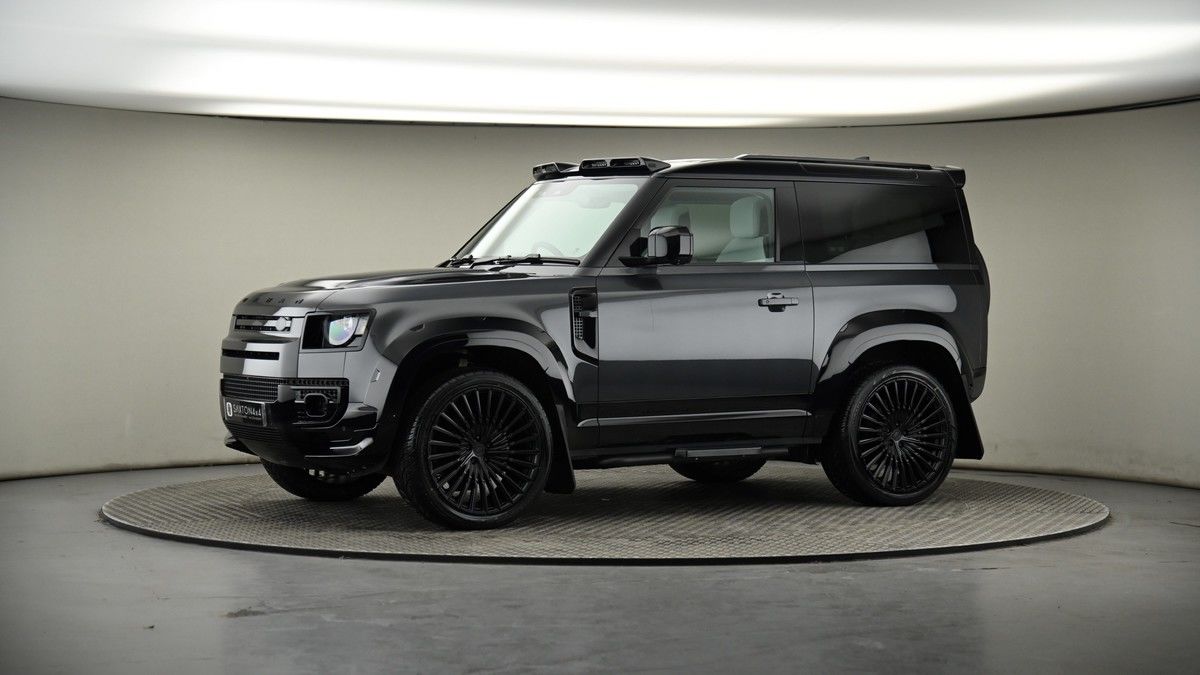 More views of Land Rover Defender 90