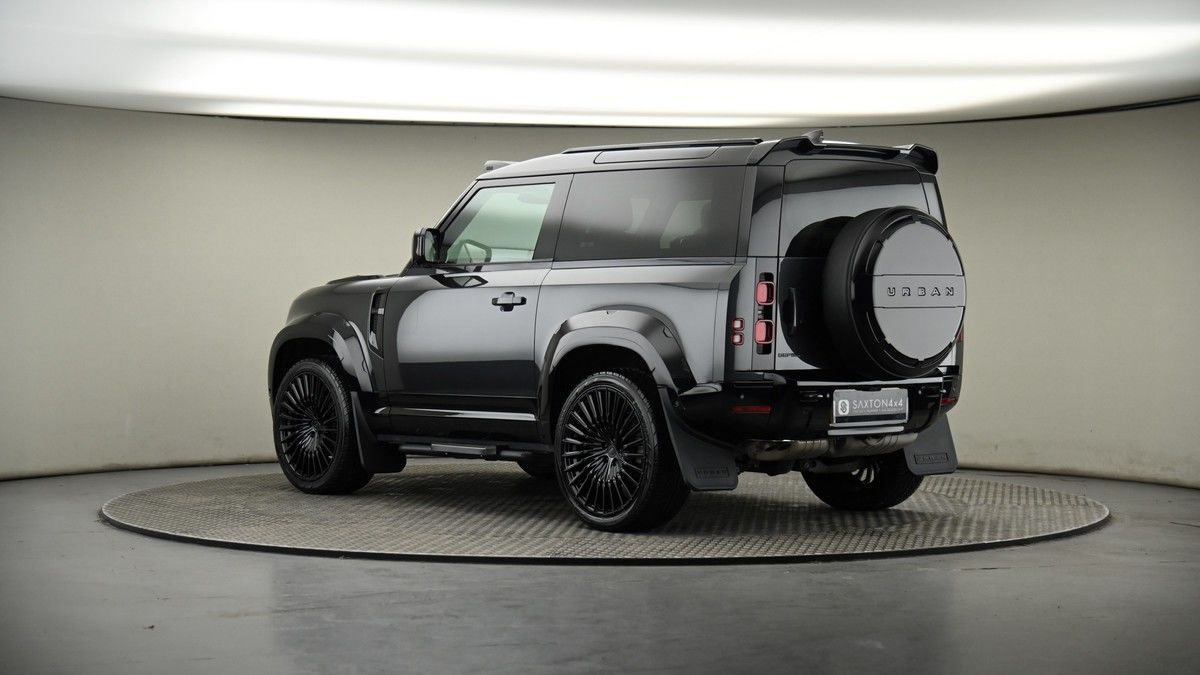 More views of Land Rover Defender 90