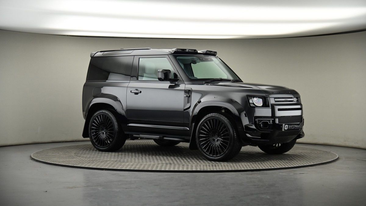 More views of Land Rover Defender 90