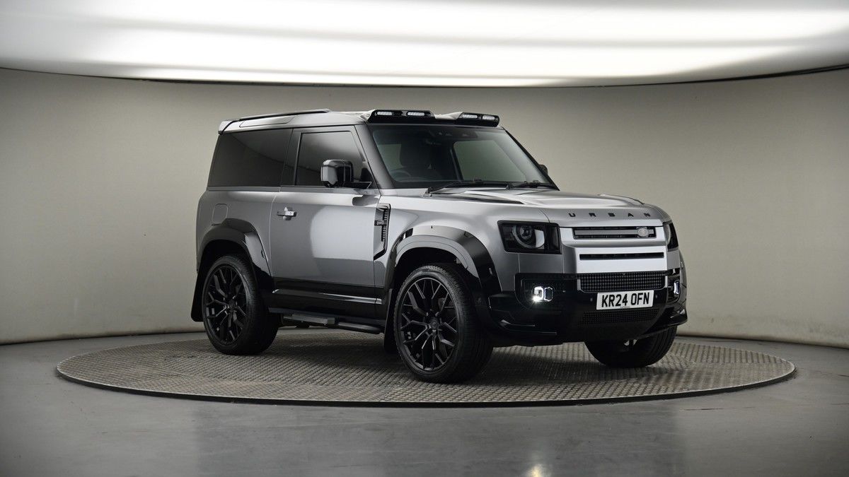 More views of Land Rover Defender 90