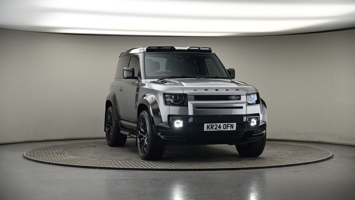 More views of Land Rover Defender 90