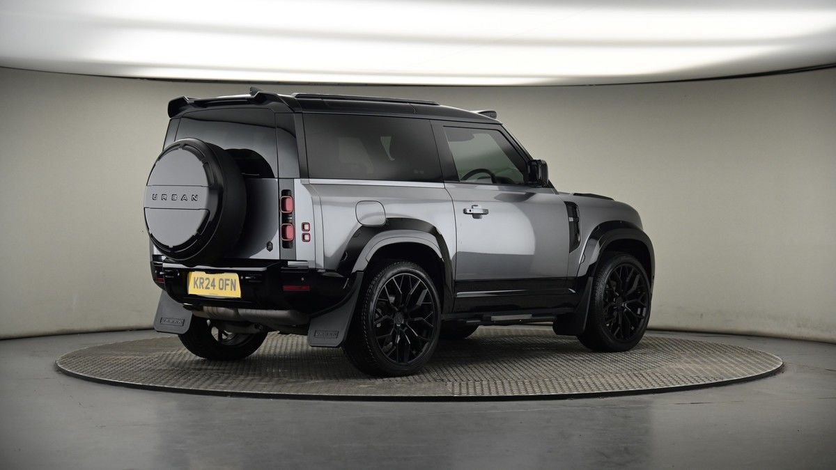 Land Rover Defender 90 Image 7