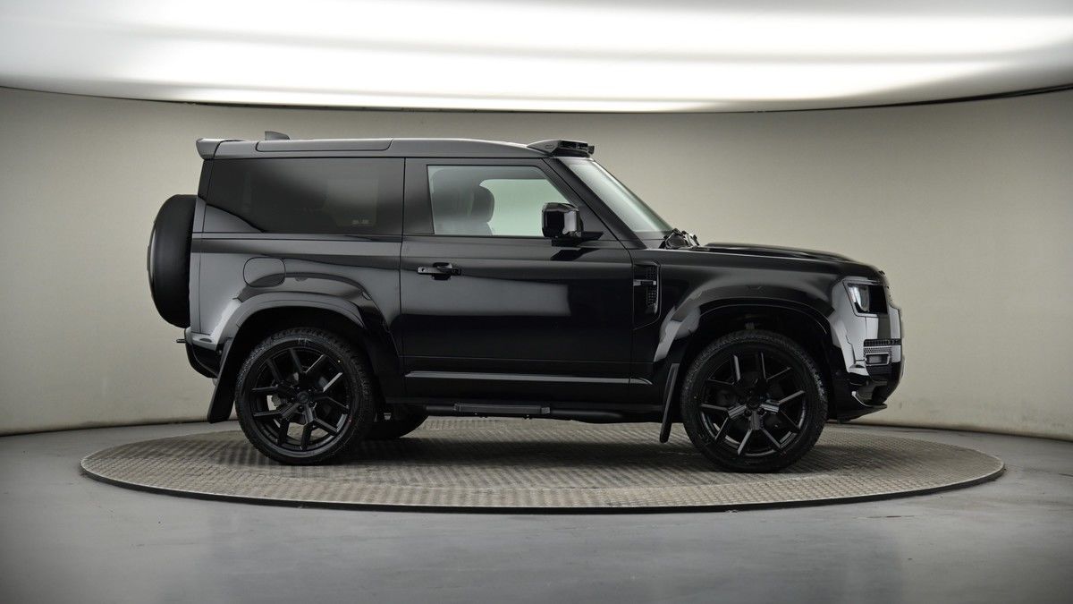 More views of Land Rover Defender 90