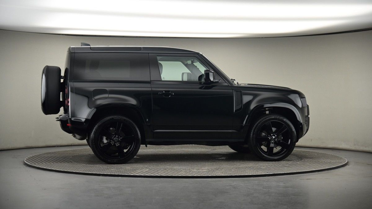 More views of Land Rover Defender 90
