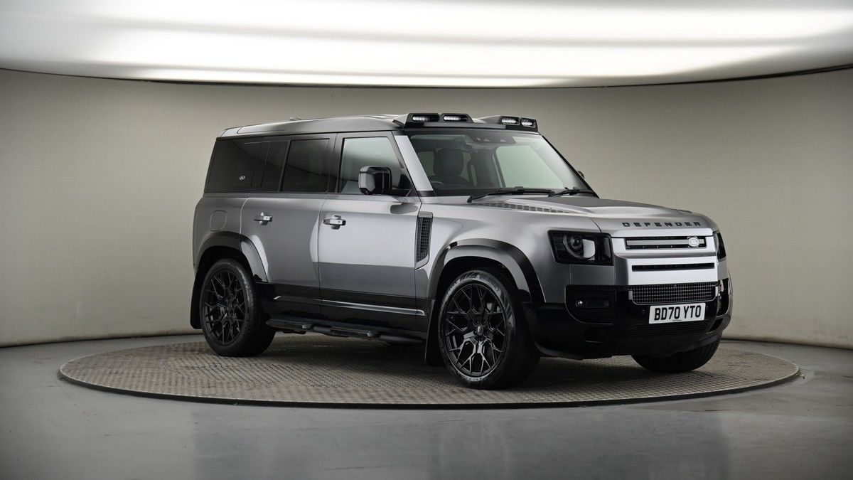 More views of Land Rover Defender 110
