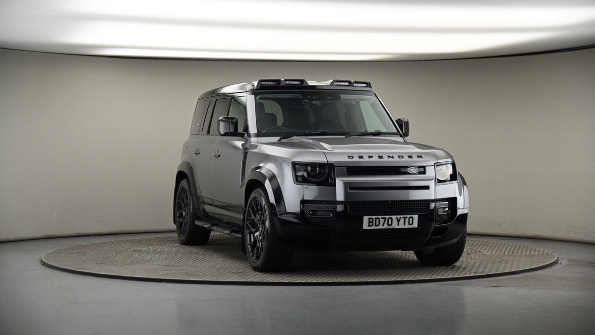 More views of Land Rover Defender 110