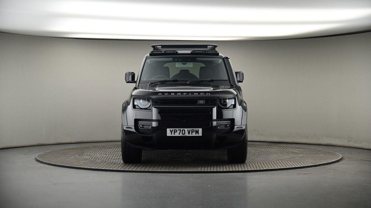 Land Rover Defender 110 Image 18